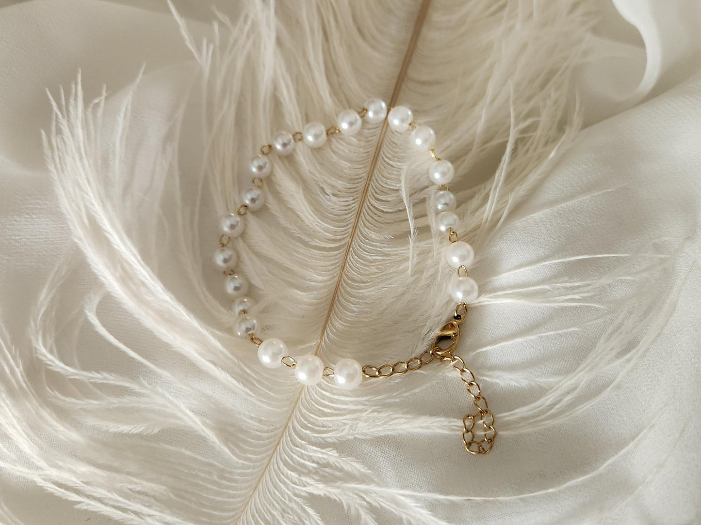 Gold Filled White Round Pearl Bracelet, Waterproof.
