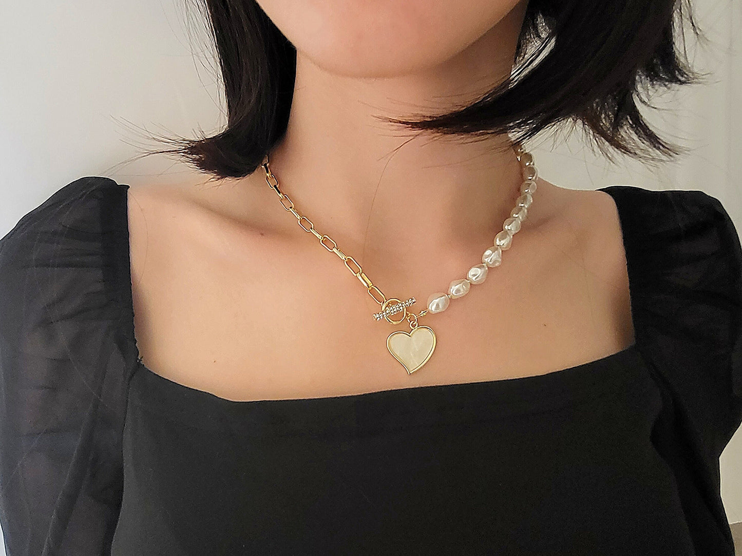 14K Gold Tiny Link -Water fresh Real Pearl Necklace.