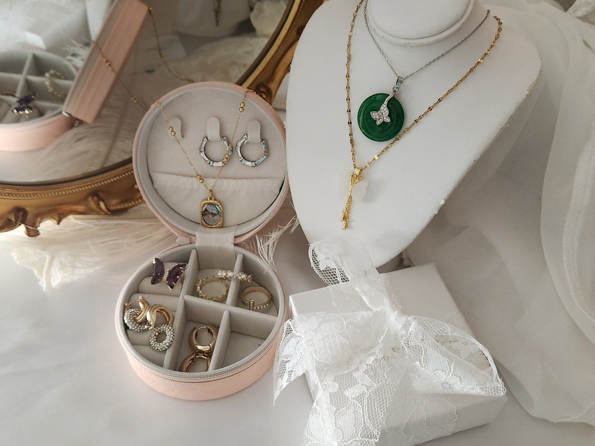 Mystery Jewelry Box ,Surprise Jewelry Set with Necklaces, Earrings, Rings (Value of 75+) ,Birthday Gift ,Gift your self.