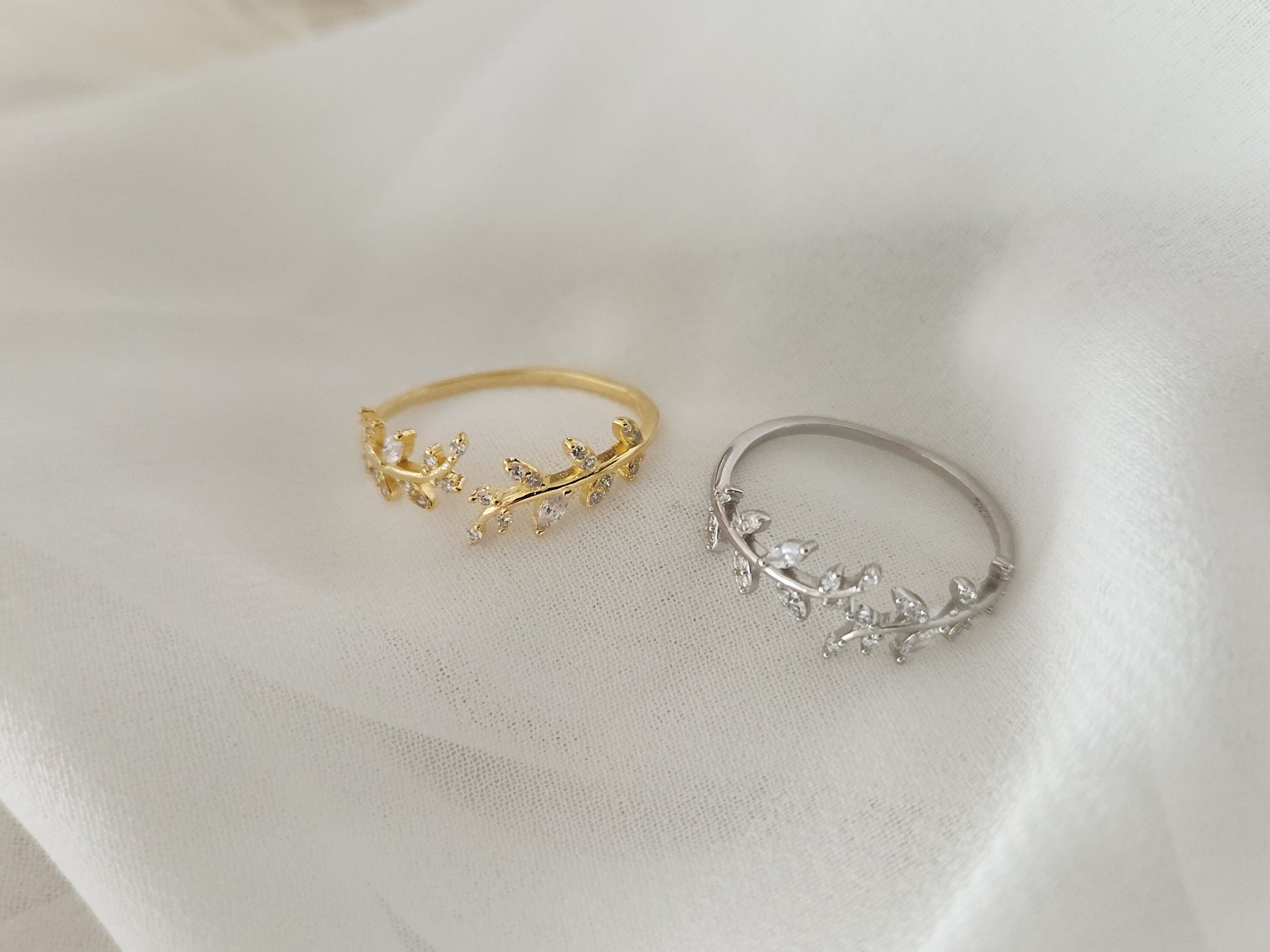 925 Sterling Silver-Gold Cubic Zircon Adjustable Leaf Ring , Waterproof , High Quality, Birthday Gift.