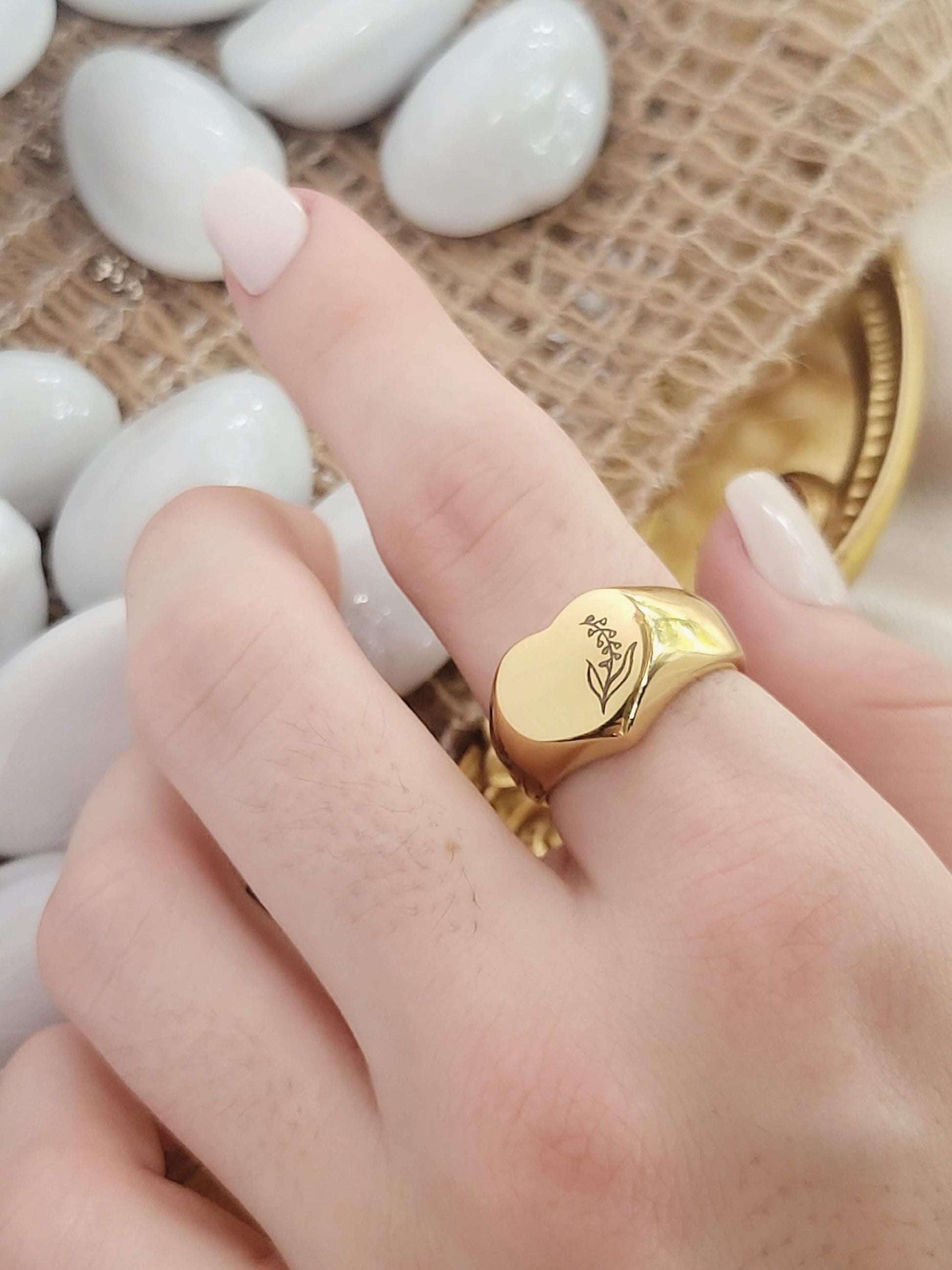 Gold Engraved Heart Ring ,Engraved Birth month Flower, Personalized Gift, Waterproof , High Quality.