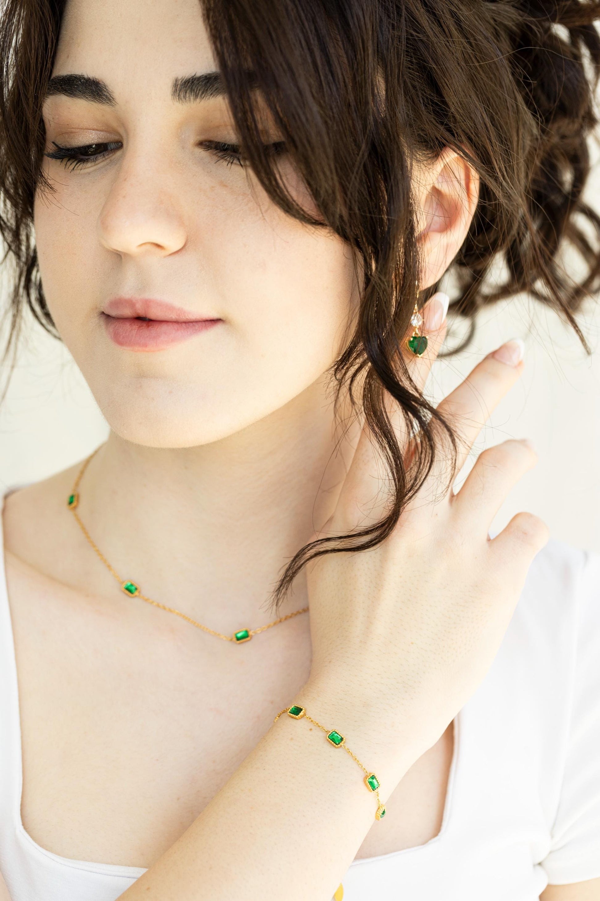 Gold Filled Emerald Necklace and Bracelet , Waterproof , High Quality.